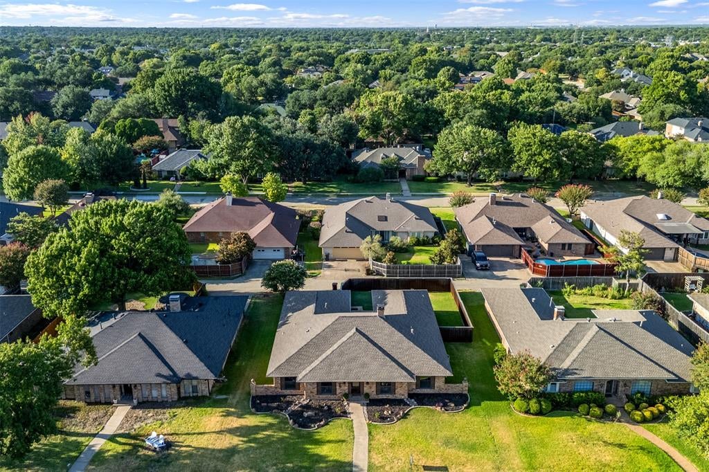 2313 Tamarisk Lane