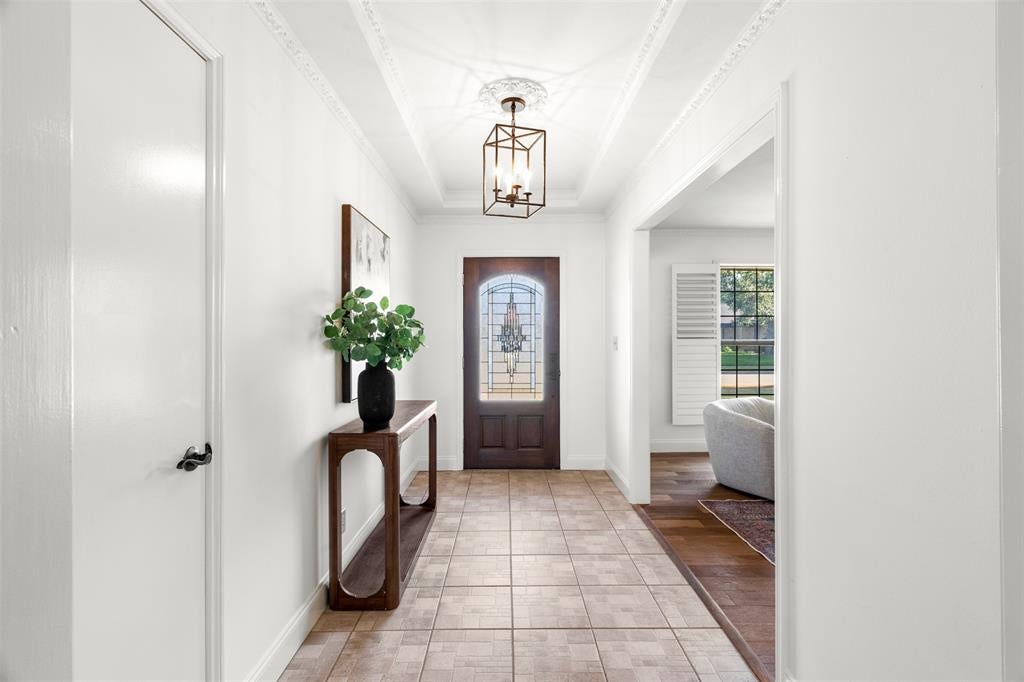 2313 Tamarisk Lane