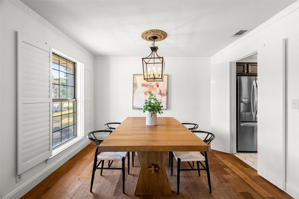 2313 Tamarisk Lane