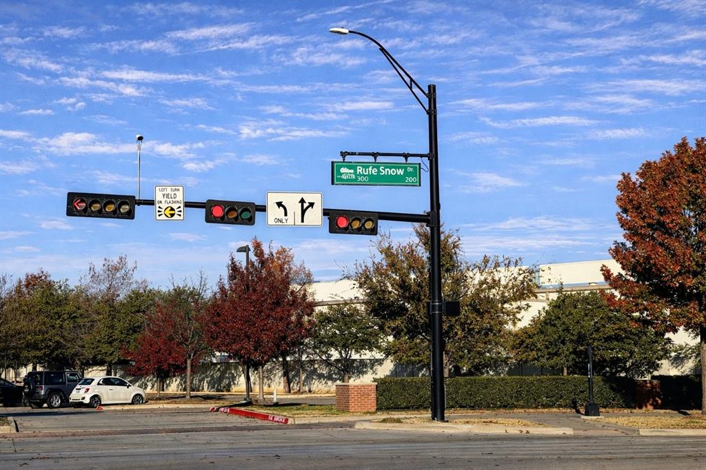 1001 Bear Creek Parkway