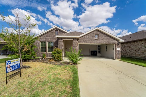 Photo of 9452 Firedog Drive, Fort Worth, TX 76131 (MLS # 21402712)