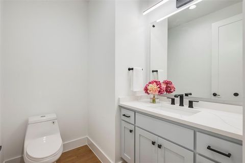 Tiny photo for 6027 Marquita Avenue, Dallas, TX 75206 (MLS # 21100078)