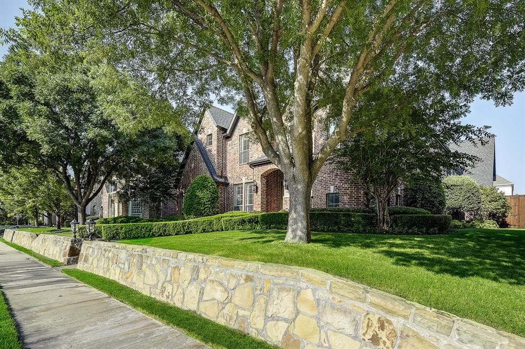 7231 Rawlins Lane