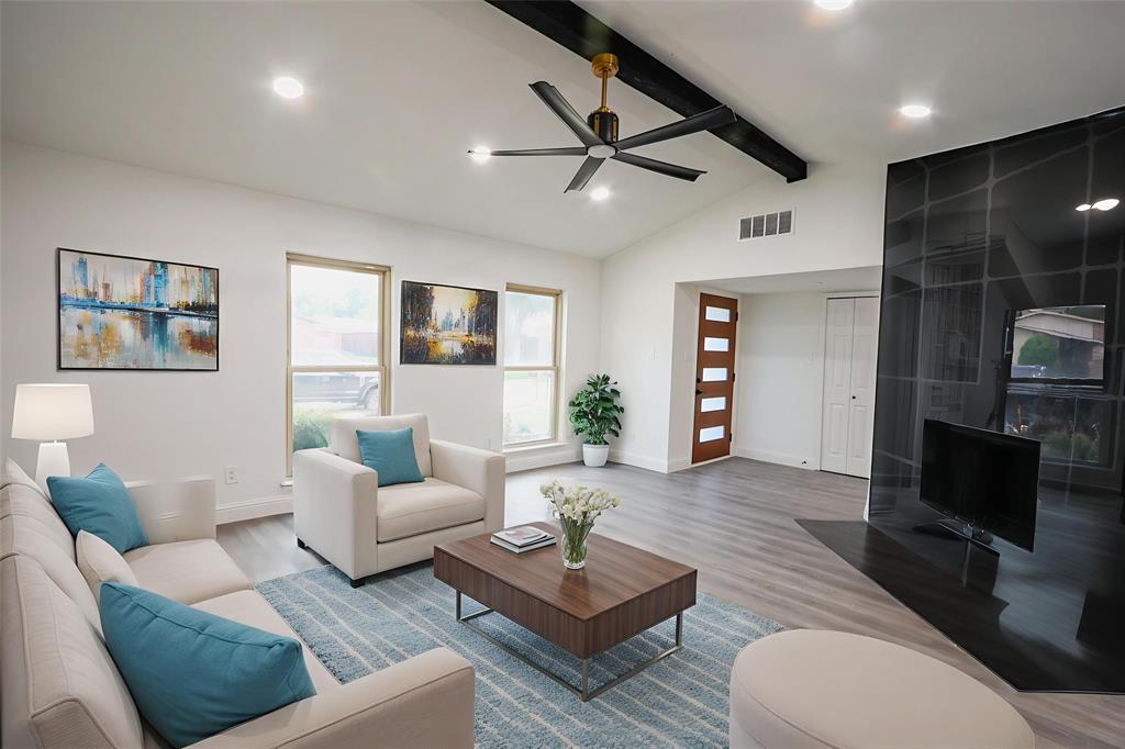 542 Shadowcrest Lane