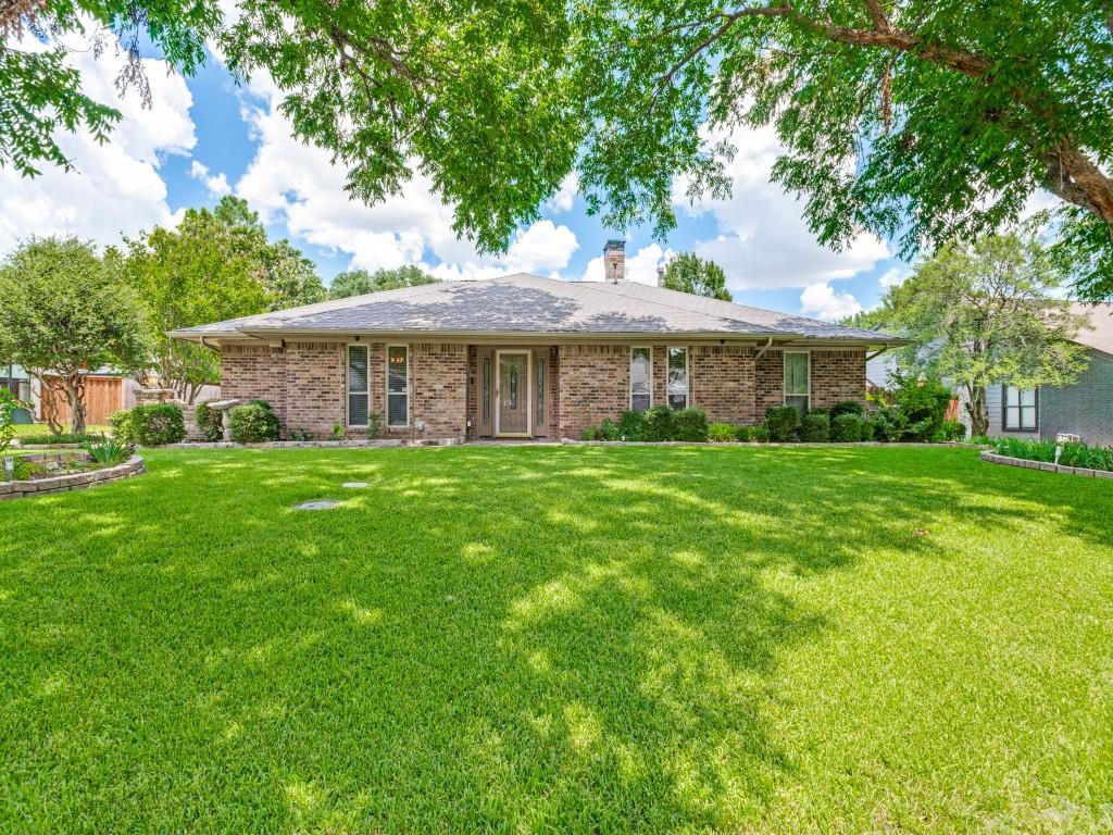 304 FORESTCREST Lane
