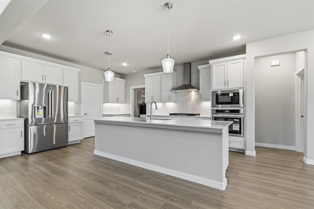 Cross Creek Meadows Ph I - Residential Lease