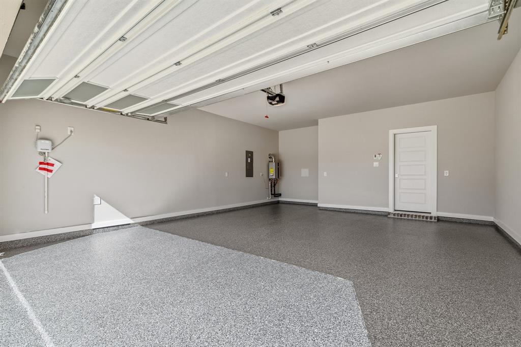 Cross Creek Meadows Ph I - Residential Lease