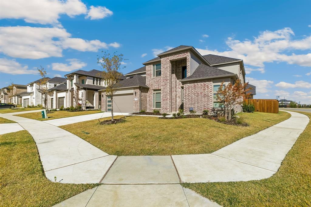 Cross Creek Meadows Ph I - Residential Lease