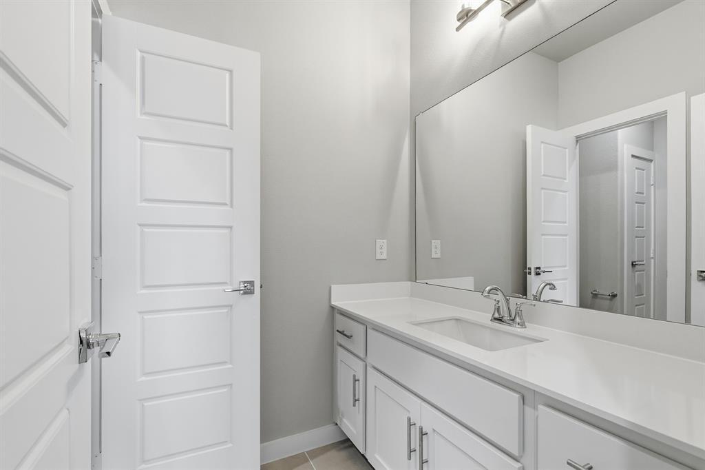 Cross Creek Meadows Ph I - Residential Lease