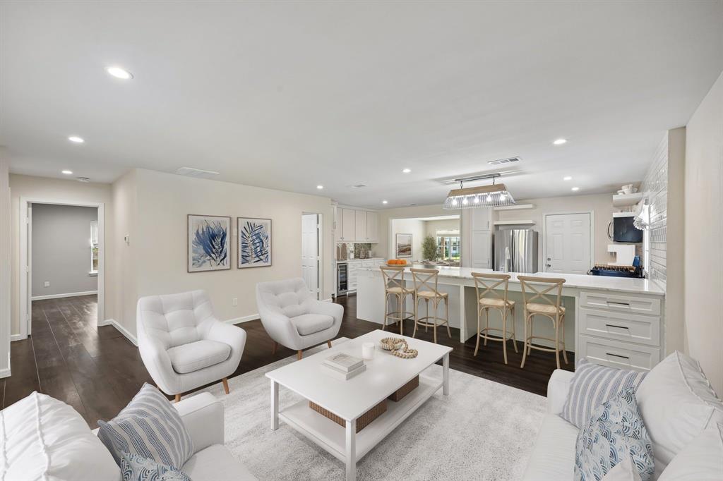 9422 Lenel Place