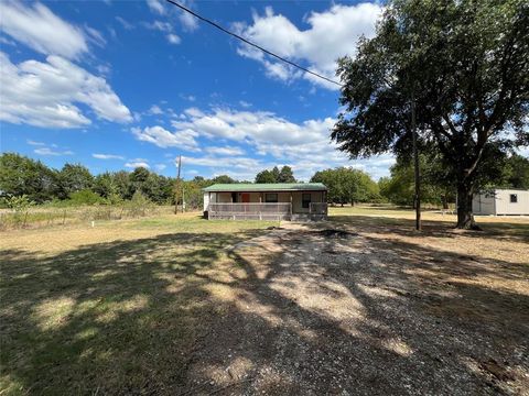 A home in Mabank