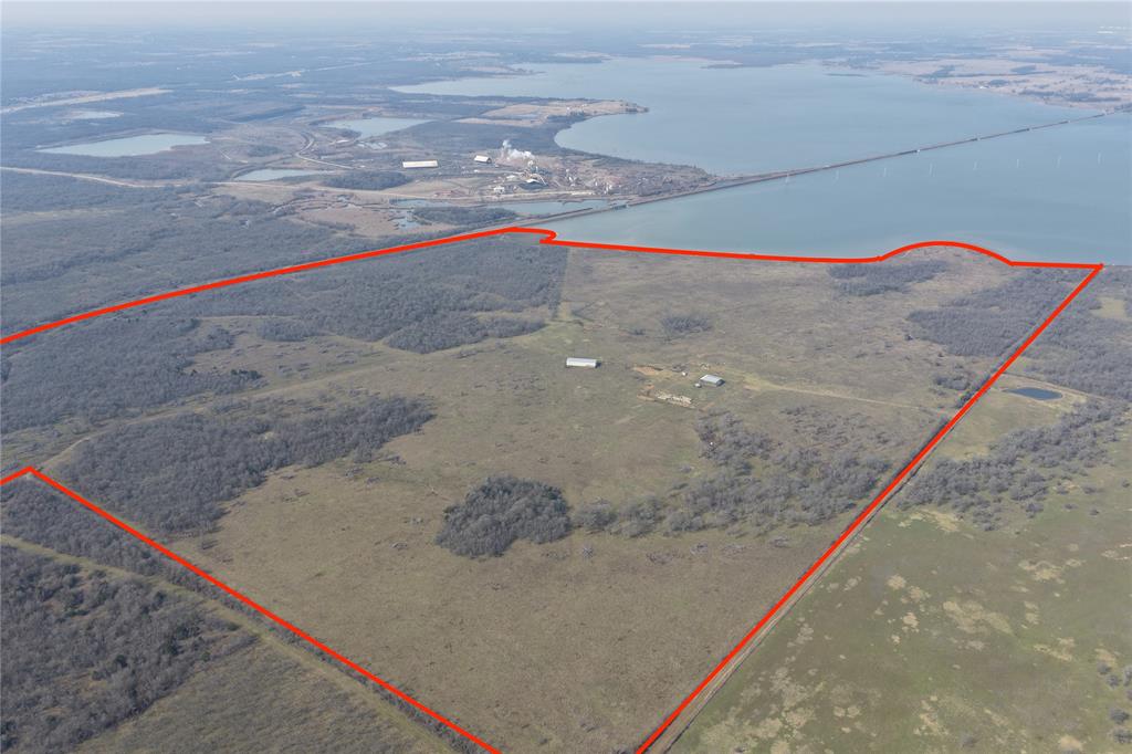 Richland Chambers W2 - Land