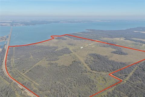 15880 County Road 1260 Streetman TX 75859