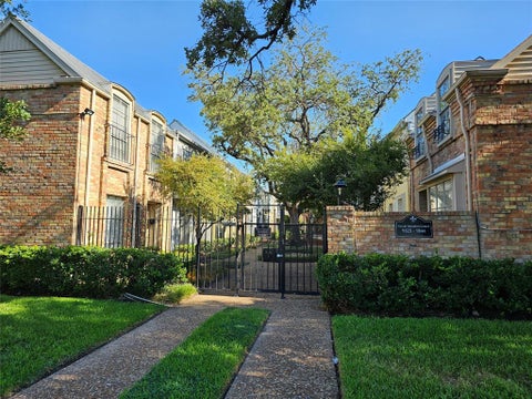 Photo of 9825 Valley Meadow Court, Dallas, TX 75220 (MLS # 21418760)
