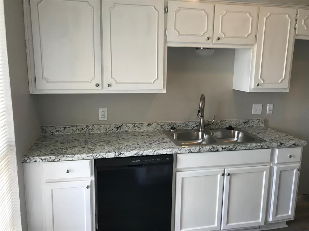 Duplex South Add - Residential Lease