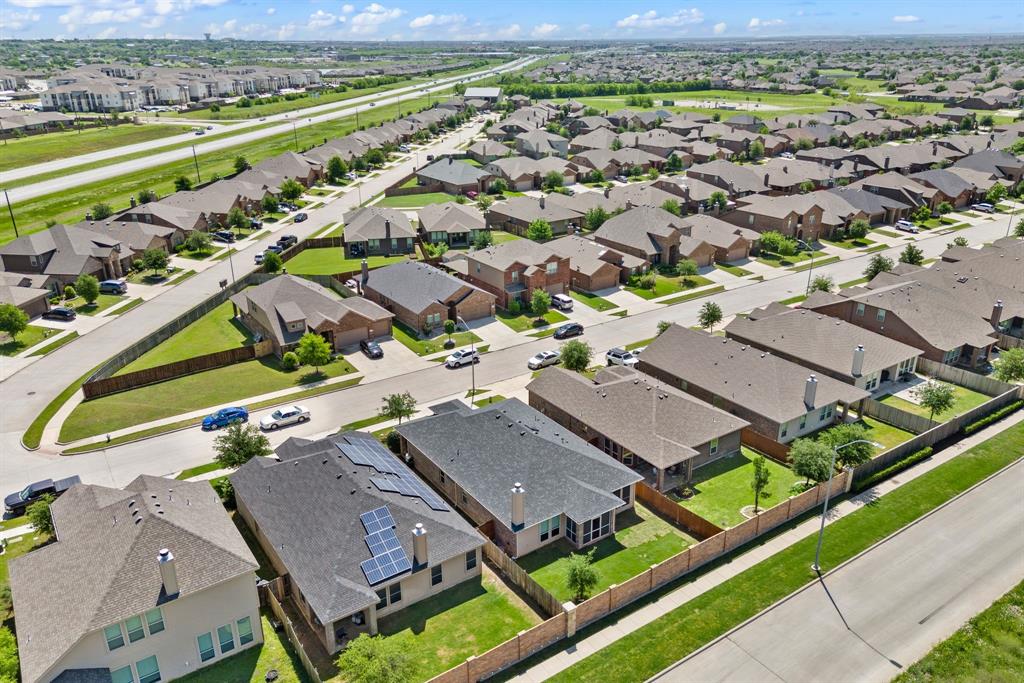 Fort Worth, Texas 76052, United States, 3 Bedrooms Bedrooms, ,2 BathroomsBathrooms,Residential,Pending,117178