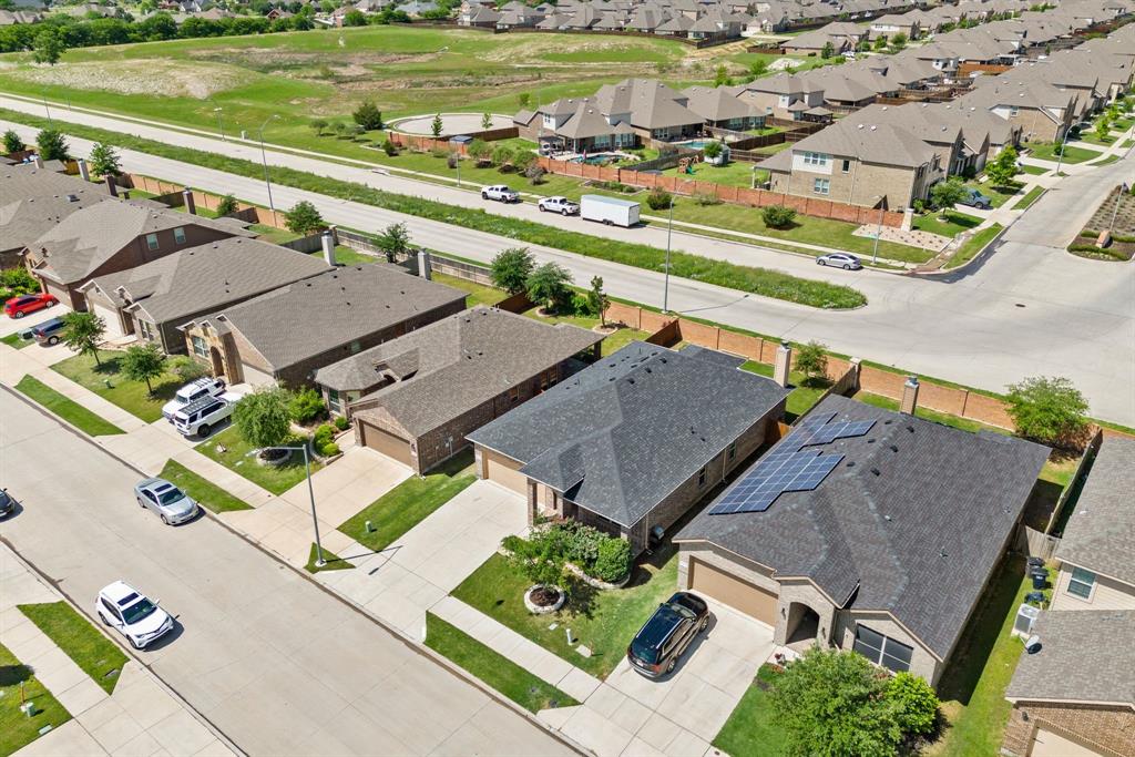 Fort Worth, Texas 76052, United States, 3 Bedrooms Bedrooms, ,2 BathroomsBathrooms,Residential,Pending,117178