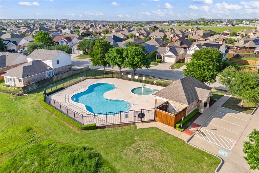Fort Worth, Texas 76052, United States, 3 Bedrooms Bedrooms, ,2 BathroomsBathrooms,Residential,Pending,117178