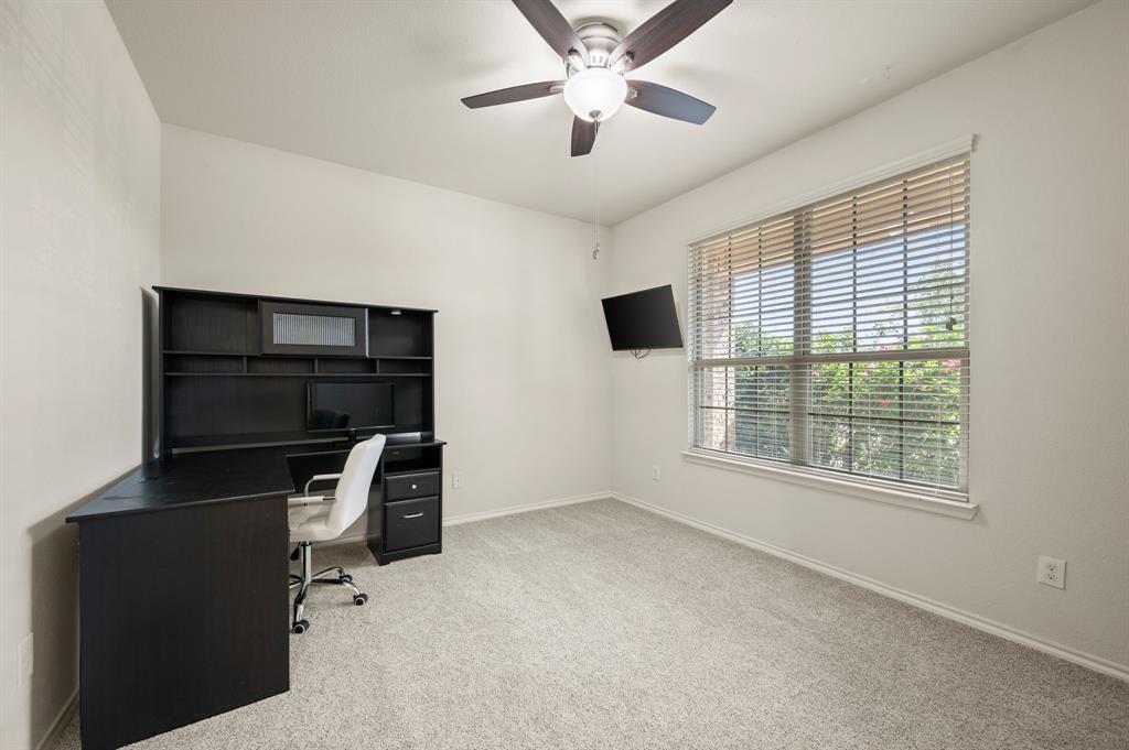 Fort Worth, Texas 76052, United States, 3 Bedrooms Bedrooms, ,2 BathroomsBathrooms,Residential,Pending,117178