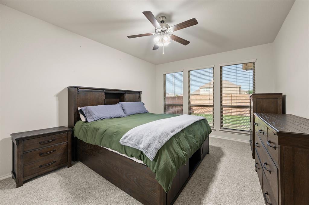 Fort Worth, Texas 76052, United States, 3 Bedrooms Bedrooms, ,2 BathroomsBathrooms,Residential,Pending,117178