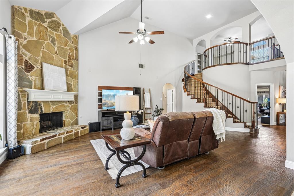 851 White River Drive