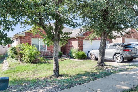 3736 Jade Street Fort Worth TX 76244