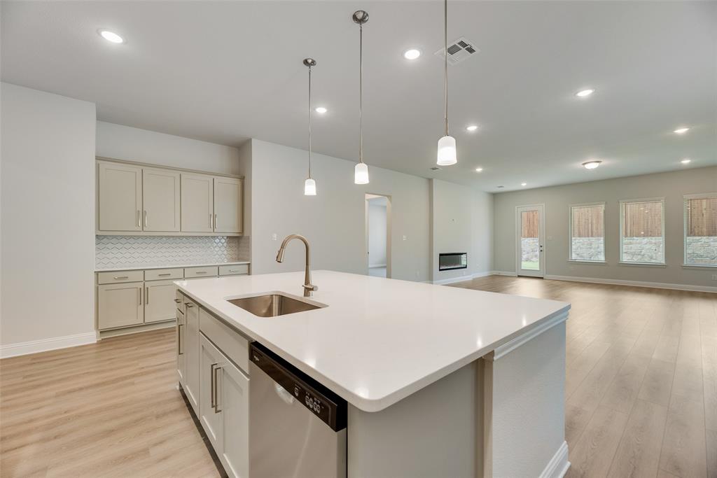 7113 El Matador Drive