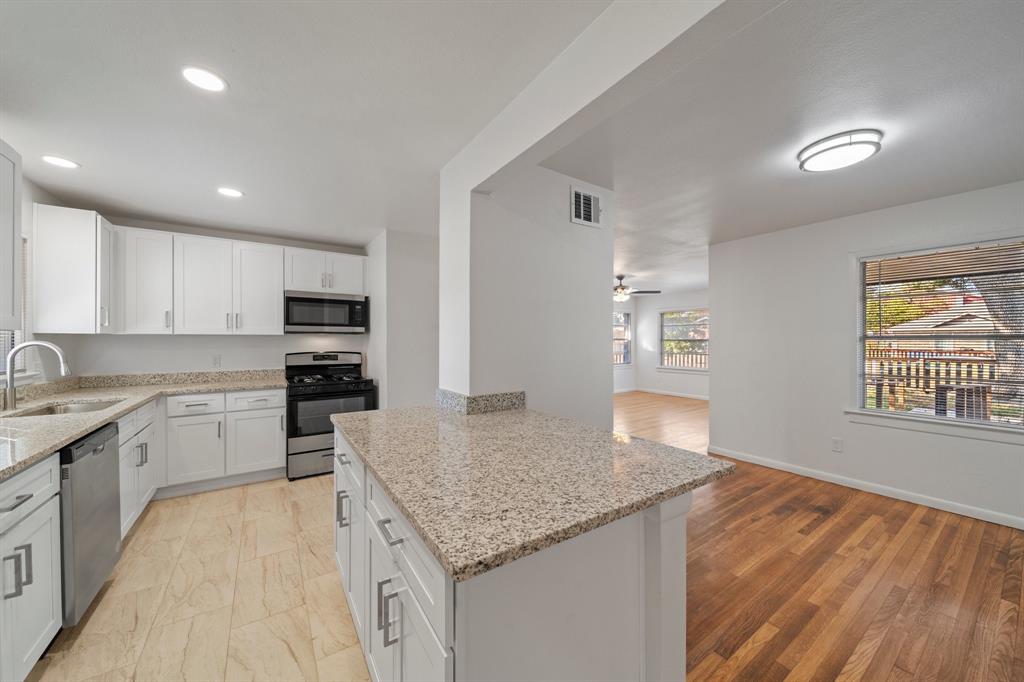 Acreage Estates - Residential Lease