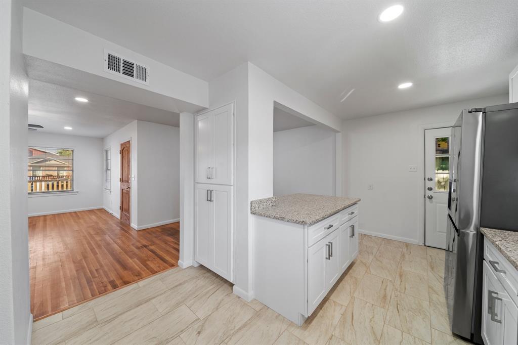 Acreage Estates - Residential Lease