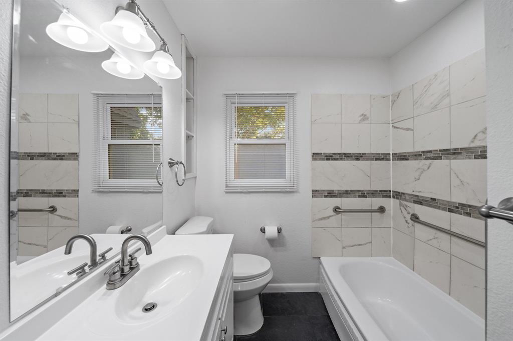 Acreage Estates - Residential Lease