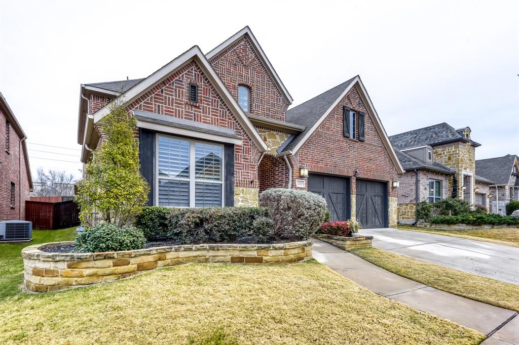 2633 Walnut Creek Lane