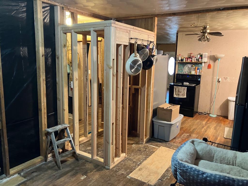 H & TC RR CO - Residential