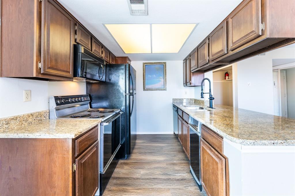 Faulkner Point - Residential