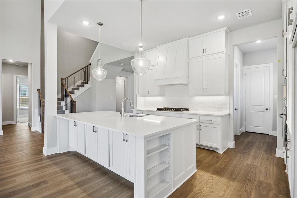 2423 Silver Spring Court