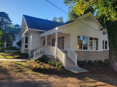 A home in Crockett