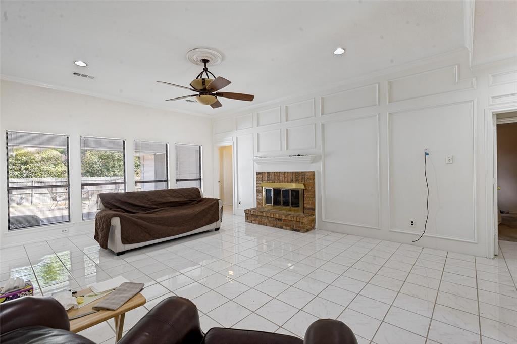 902 Kings Court