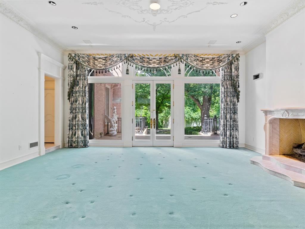 Chateau Blois - Residential