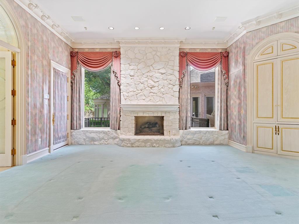 Chateau Blois - Residential