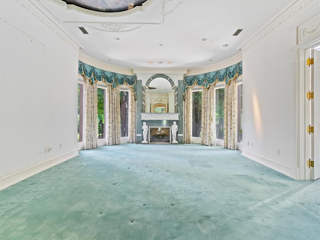 Chateau Blois - Residential