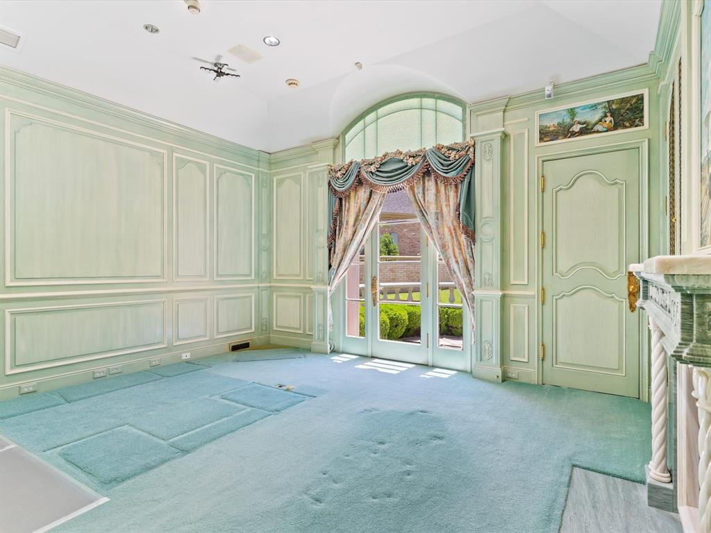 Chateau Blois - Residential