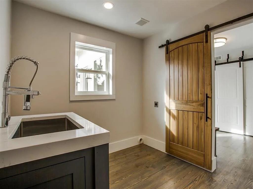 Town House Villa - Residential