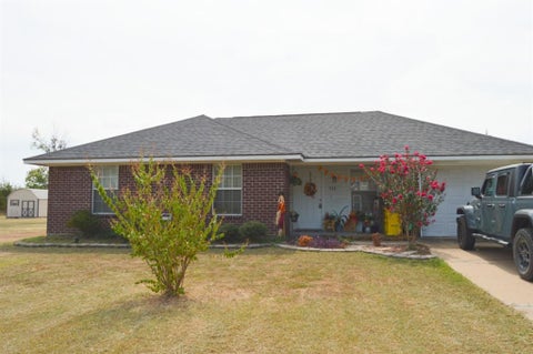 Photo of 528 N 5th Street, Quinlan, TX 75474 (MLS # 21397050)