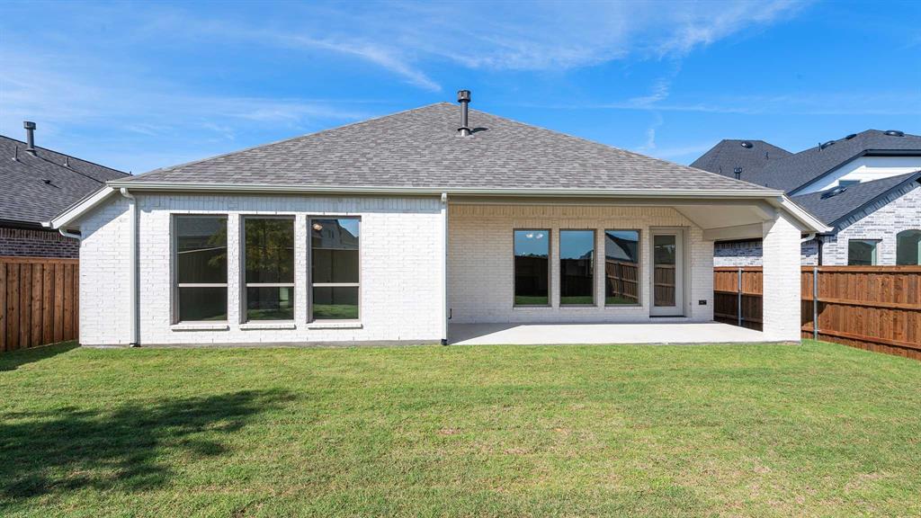 Trinity Falls - Residential