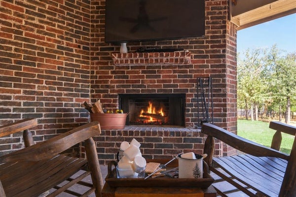 514 OAK HILLS DR, NEWARK, TX 76071 - Image 2024a135b406814ca67b9460e8febf4c/1638073202