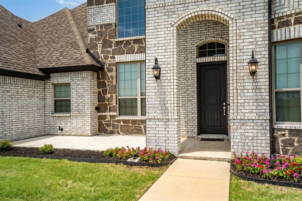 312 Ledstone Court