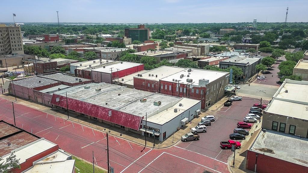 Corsicana - Commercial Sale