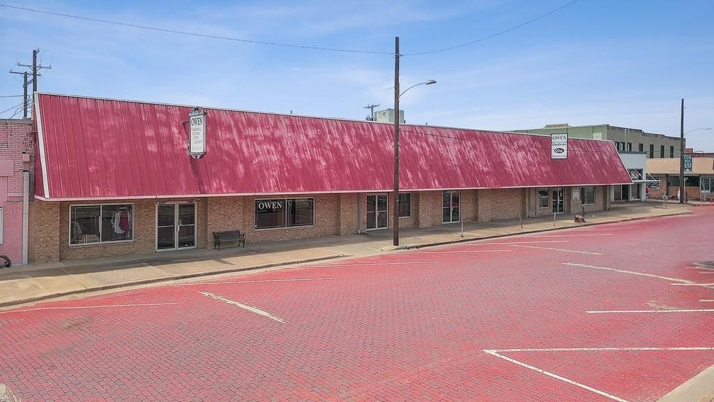 Corsicana - Commercial Sale