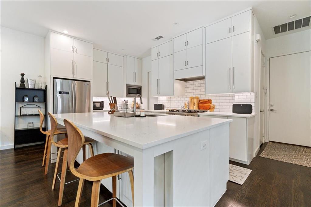 Vickery Place - Residential Lease