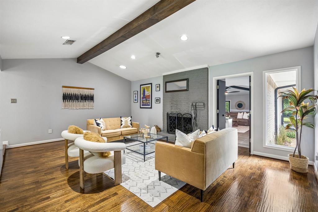 3040 Selma Lane