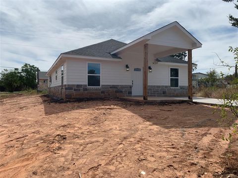 A home in Granbury